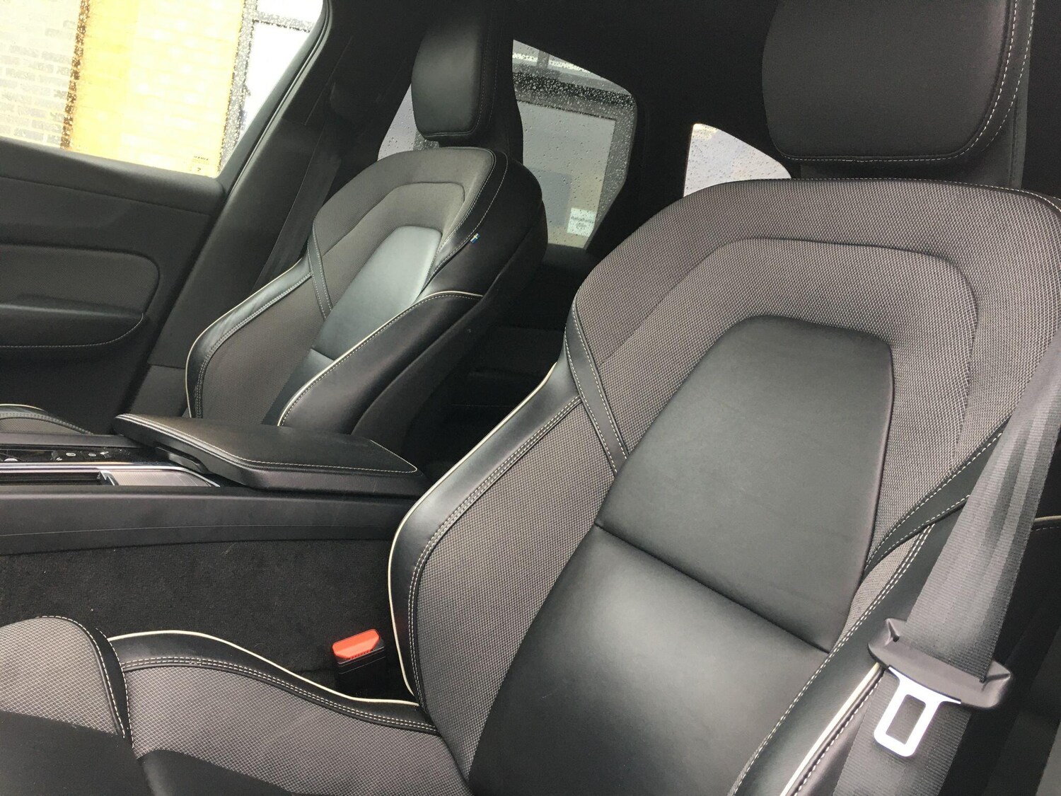 Used Volvo XC60 2021 for sale - 76361379: Photo 23