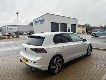 Used Volkswagen Golf 2024 for sale - 76832285: Photo