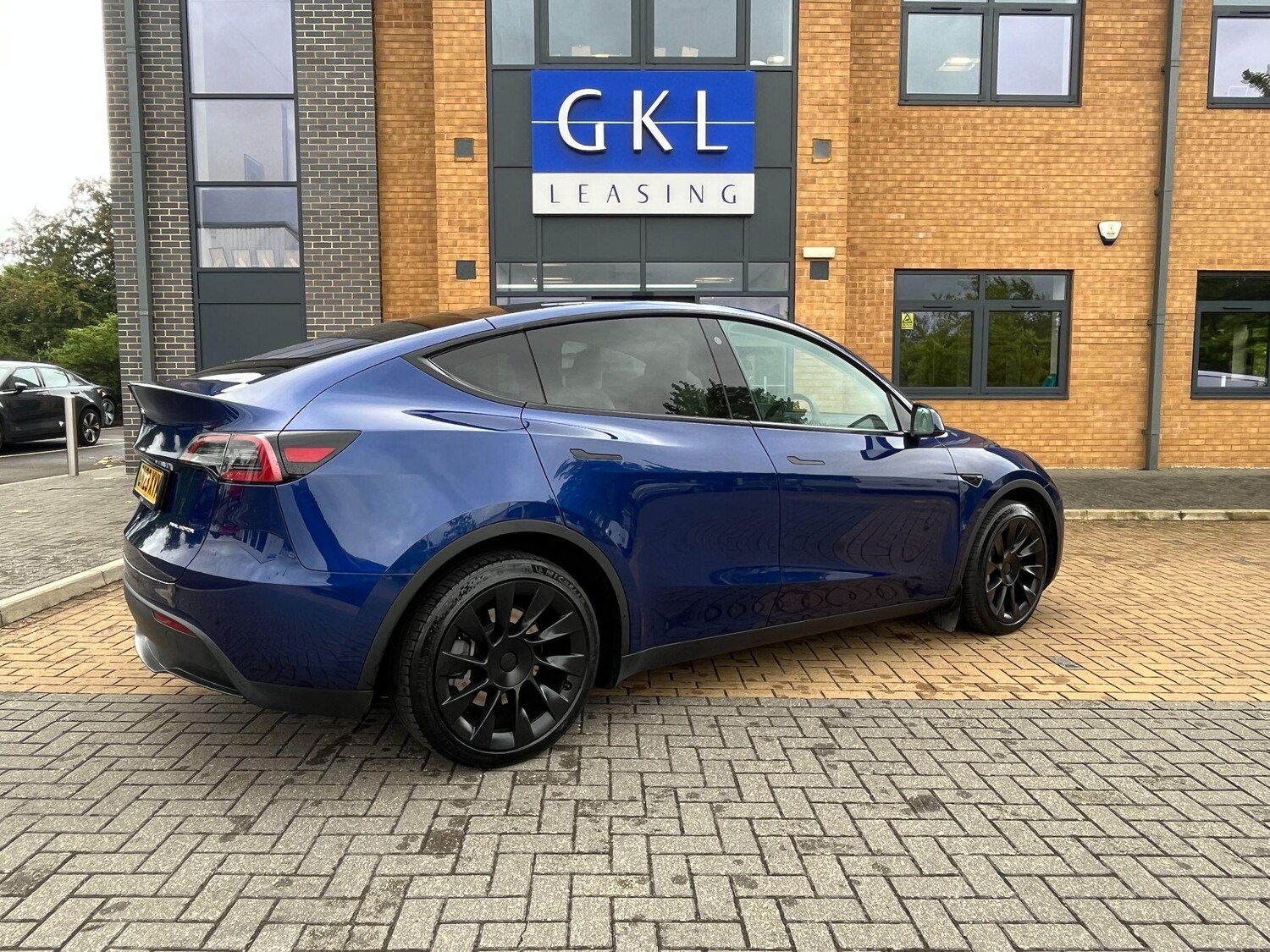 Used Tesla Model Y 2023 for sale - 76585463: Photo 11