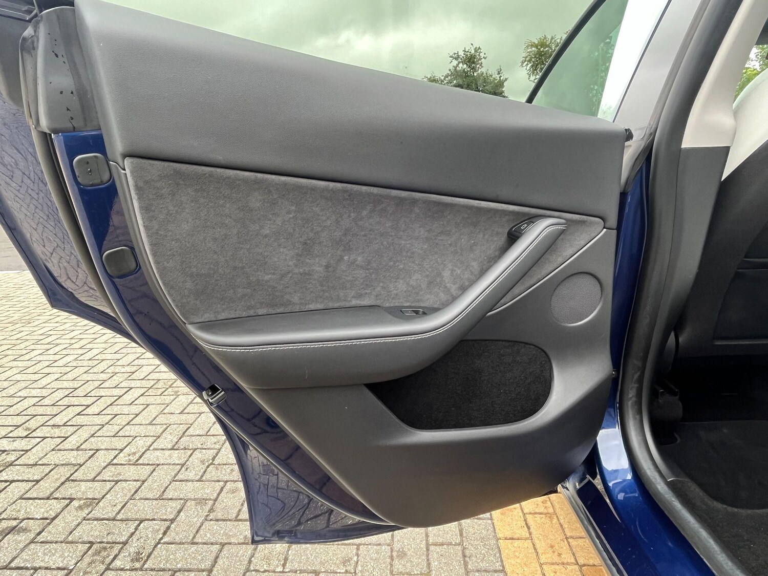 Used Tesla Model Y 2023 for sale - 76585463: Photo 30