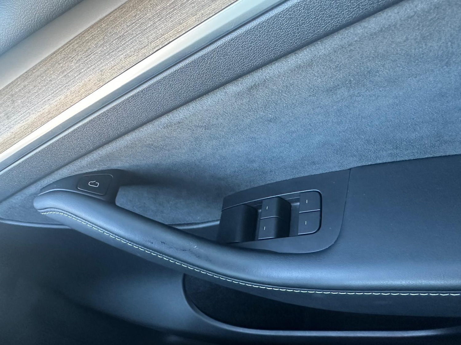 Used Tesla Model Y 2022 for sale - 76801117: Photo 25