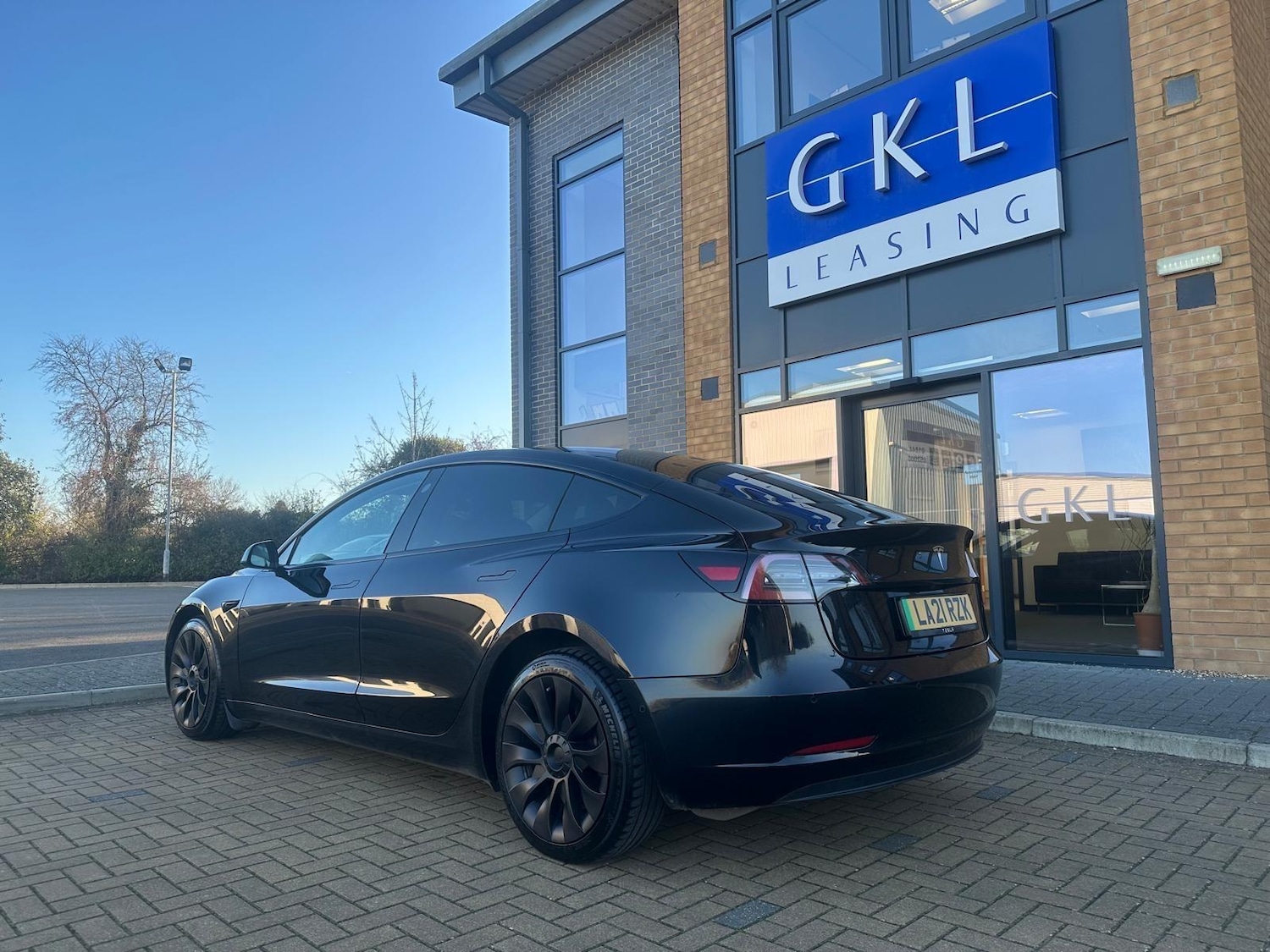 Used Tesla Model 3 2021 for sale - 76657308: Photo 11