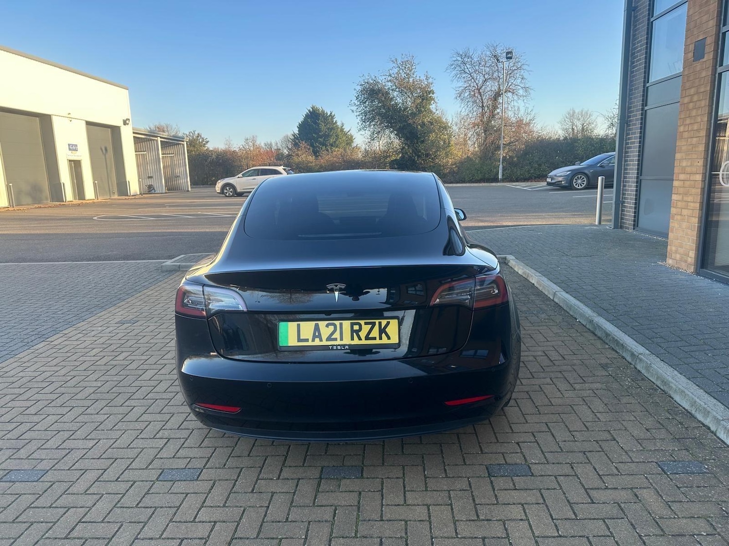 Used Tesla Model 3 2021 for sale - 76657308: Photo 12