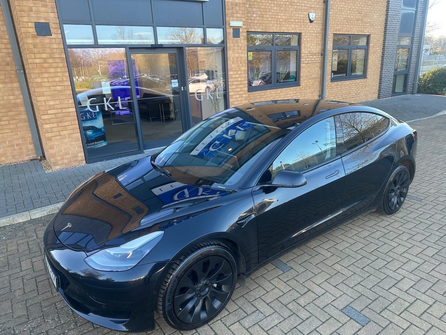 Used Tesla Model 3 2021 for sale - 76657308: Photo 3