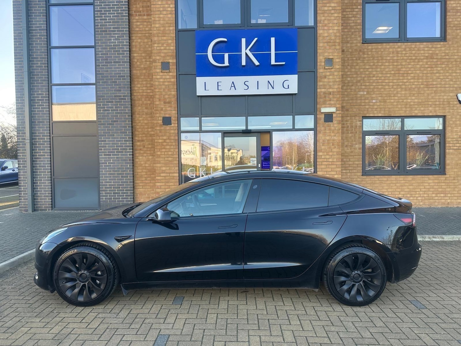 Used Tesla Model 3 2021 for sale - 76657308: Photo 6