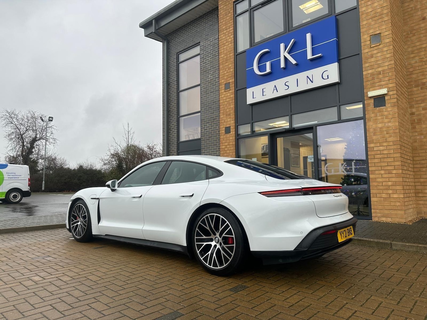 Used Porsche Taycan 2021 for sale - 76964348: Photo 10