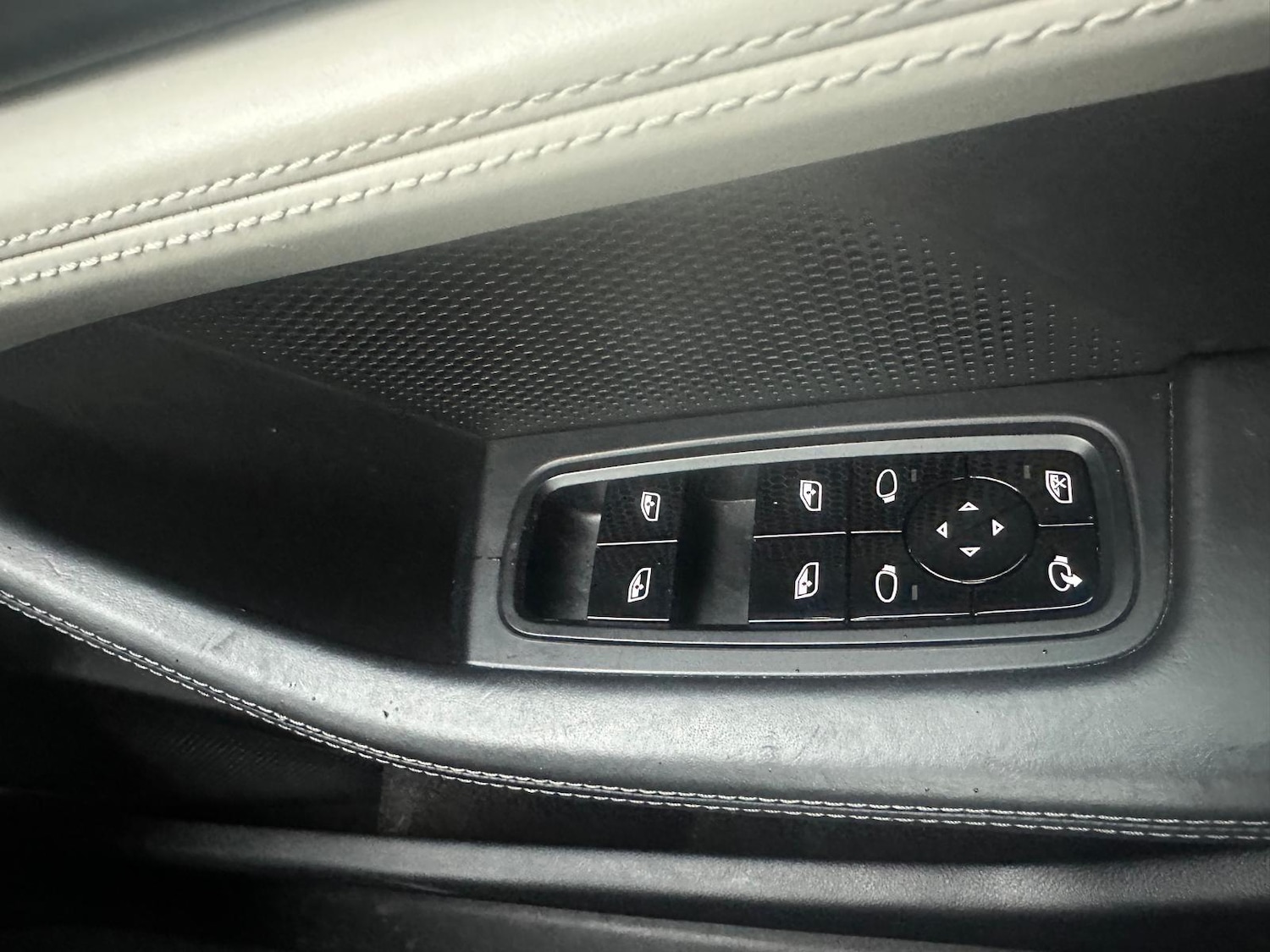 Used Porsche Taycan 2021 for sale - 76964348: Photo 25