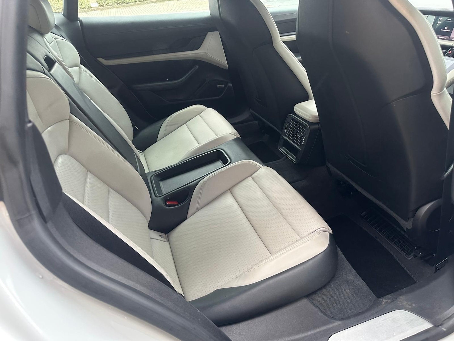 Used Porsche Taycan 2021 for sale - 76964348: Photo 26