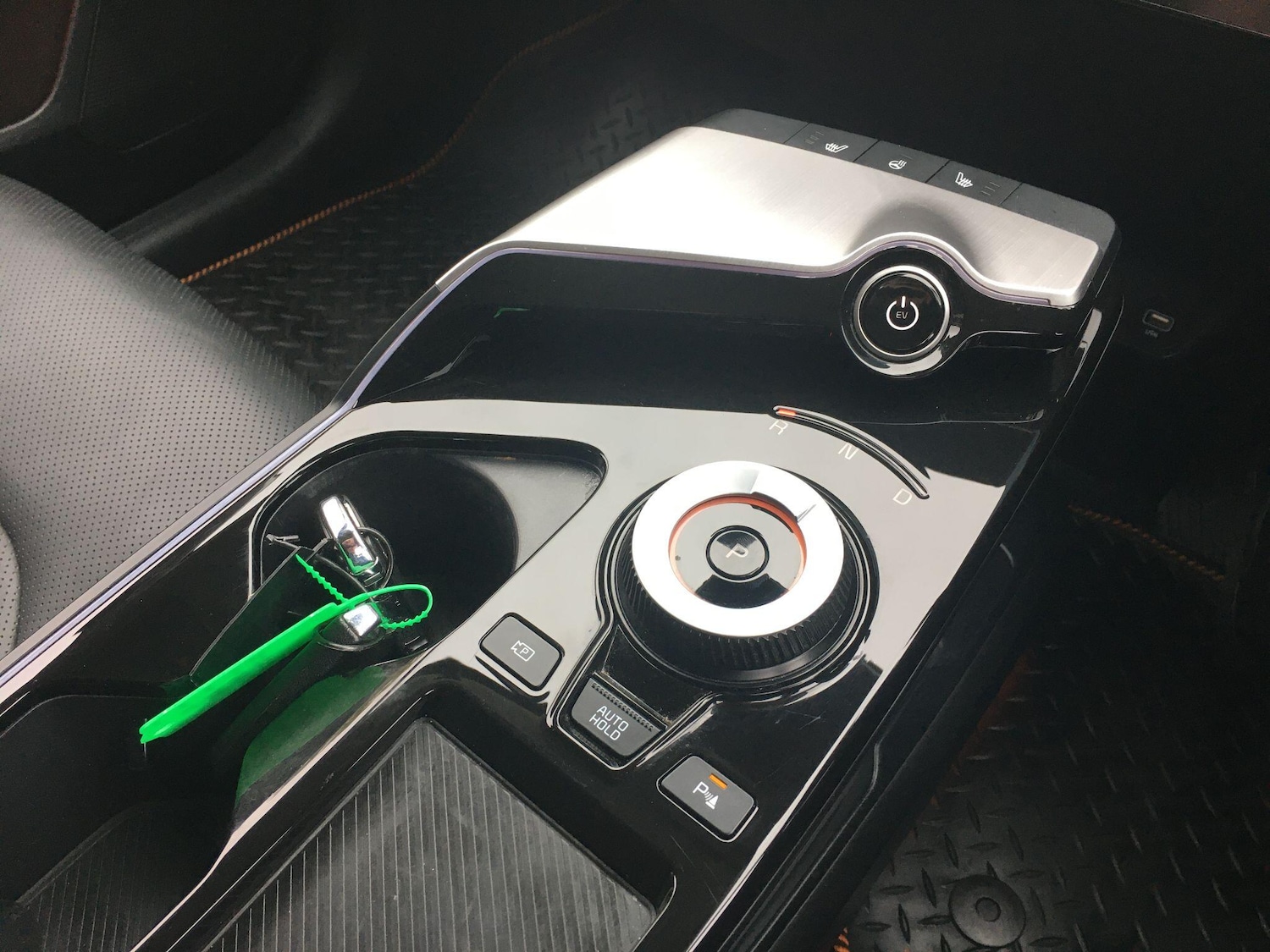 Used Kia EV6 2022 for sale - 76336945: Photo 28