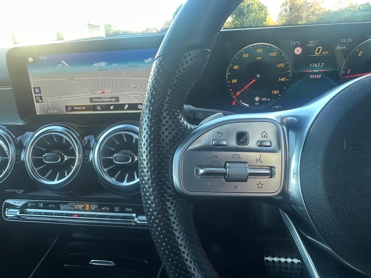 Used Mercedes-Benz GLB 2022 for sale - 76371030: Photo 19