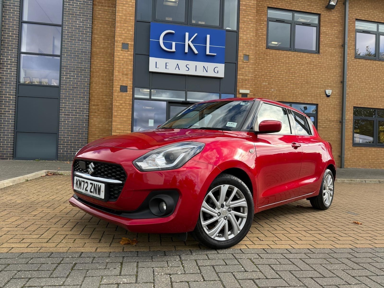 Used Suzuki Swift 2022 for sale - 76370823: Photo 1