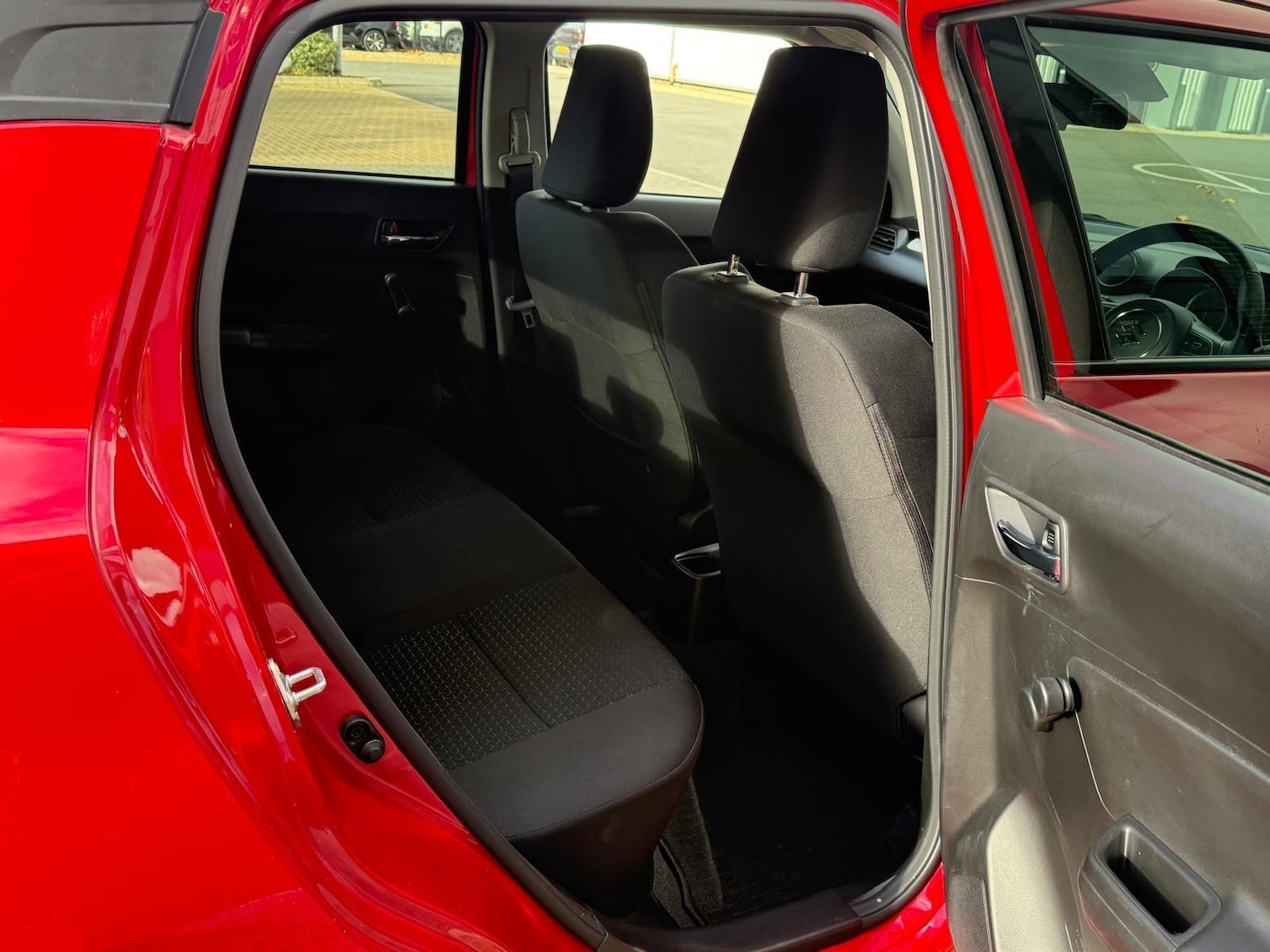 Used Suzuki Swift 2022 for sale - 76370823: Photo 12