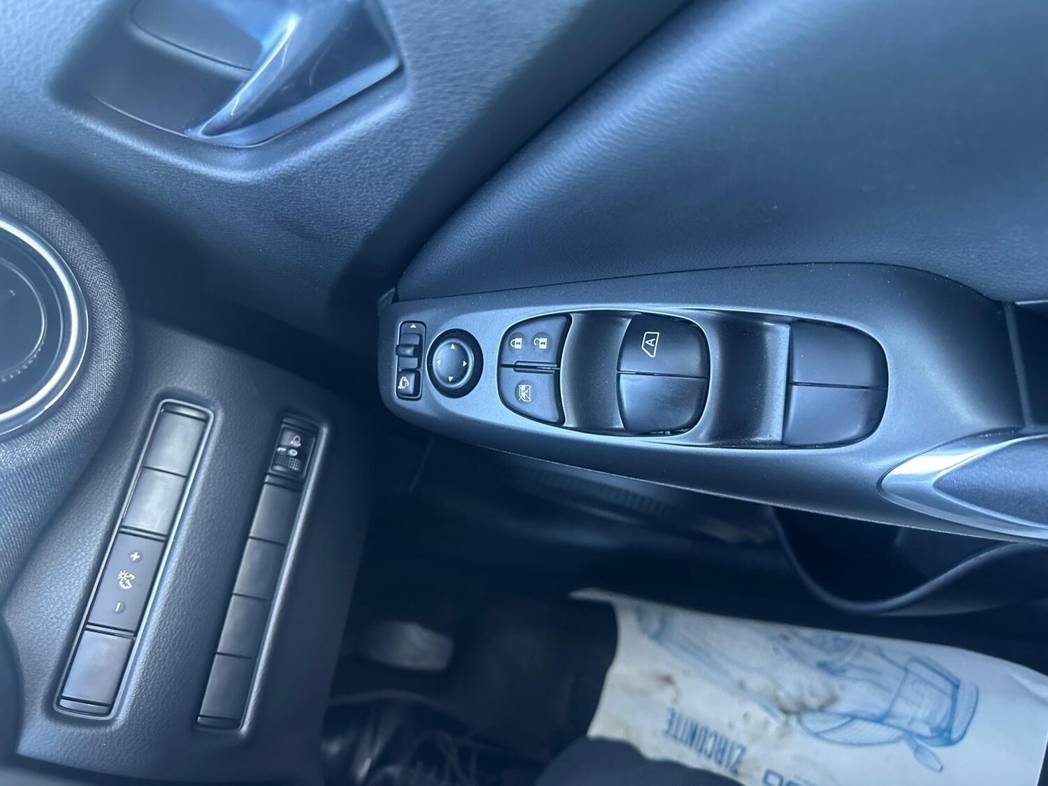 Used Nissan Juke 2024 for sale - 76742576: Photo 21