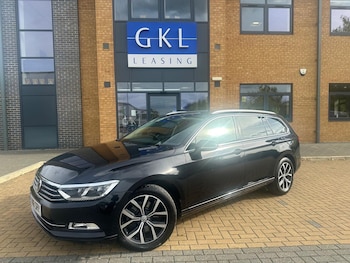 Volkswagen - Passat