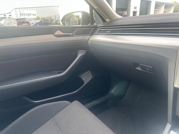 Used Volkswagen Passat 2018 for sale - 76336840: Photo 24