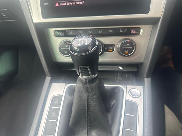 Used Volkswagen Passat 2018 for sale - 76336840: Photo 30