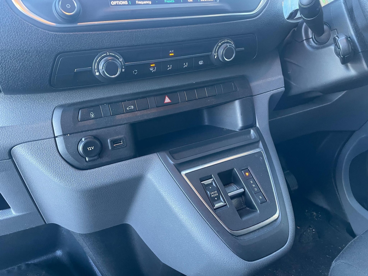 Used Peugeot e-Expert for sale - 77016977: Photo 18