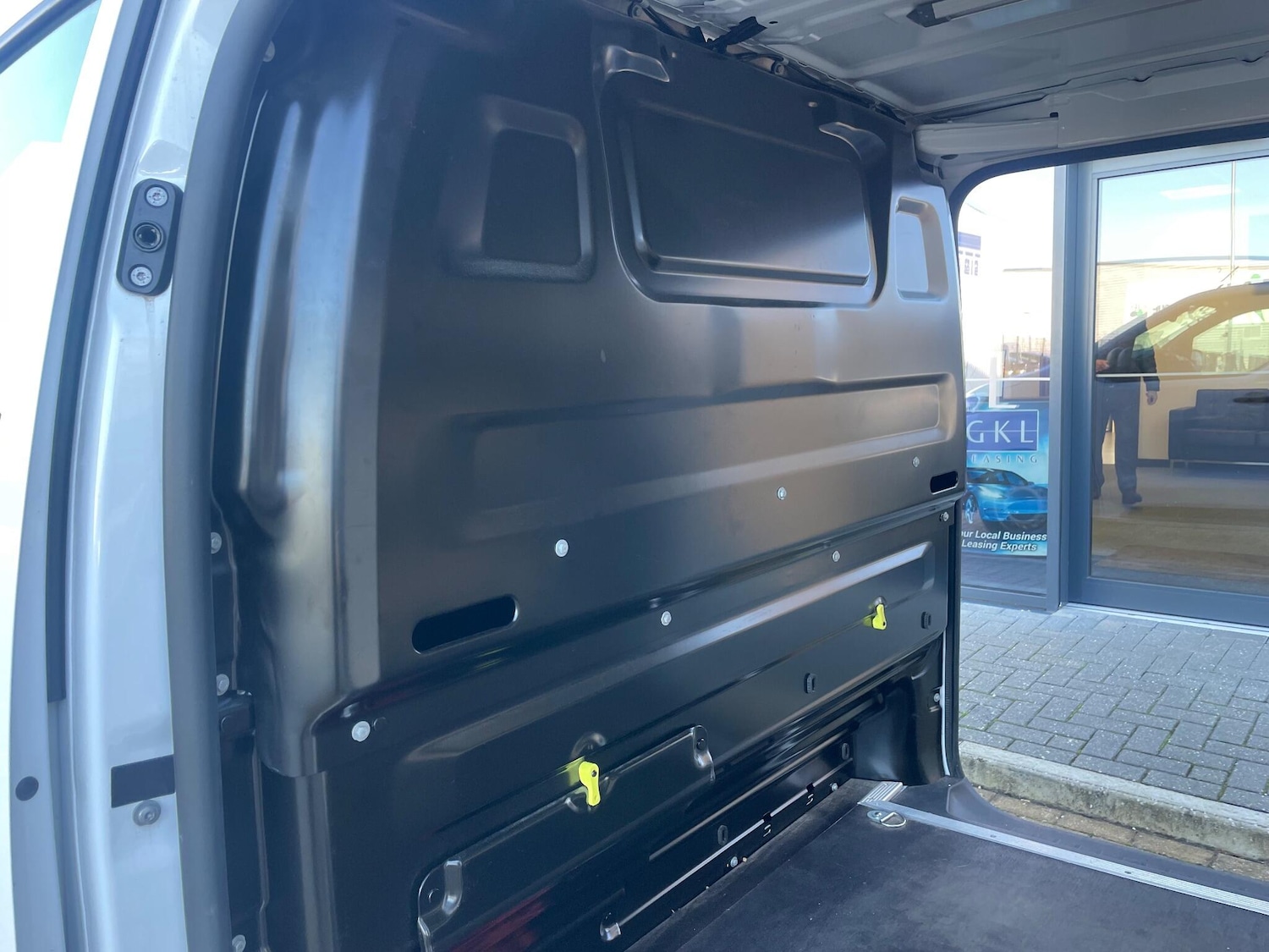 Used Peugeot e-Expert for sale - 77016977: Photo 25