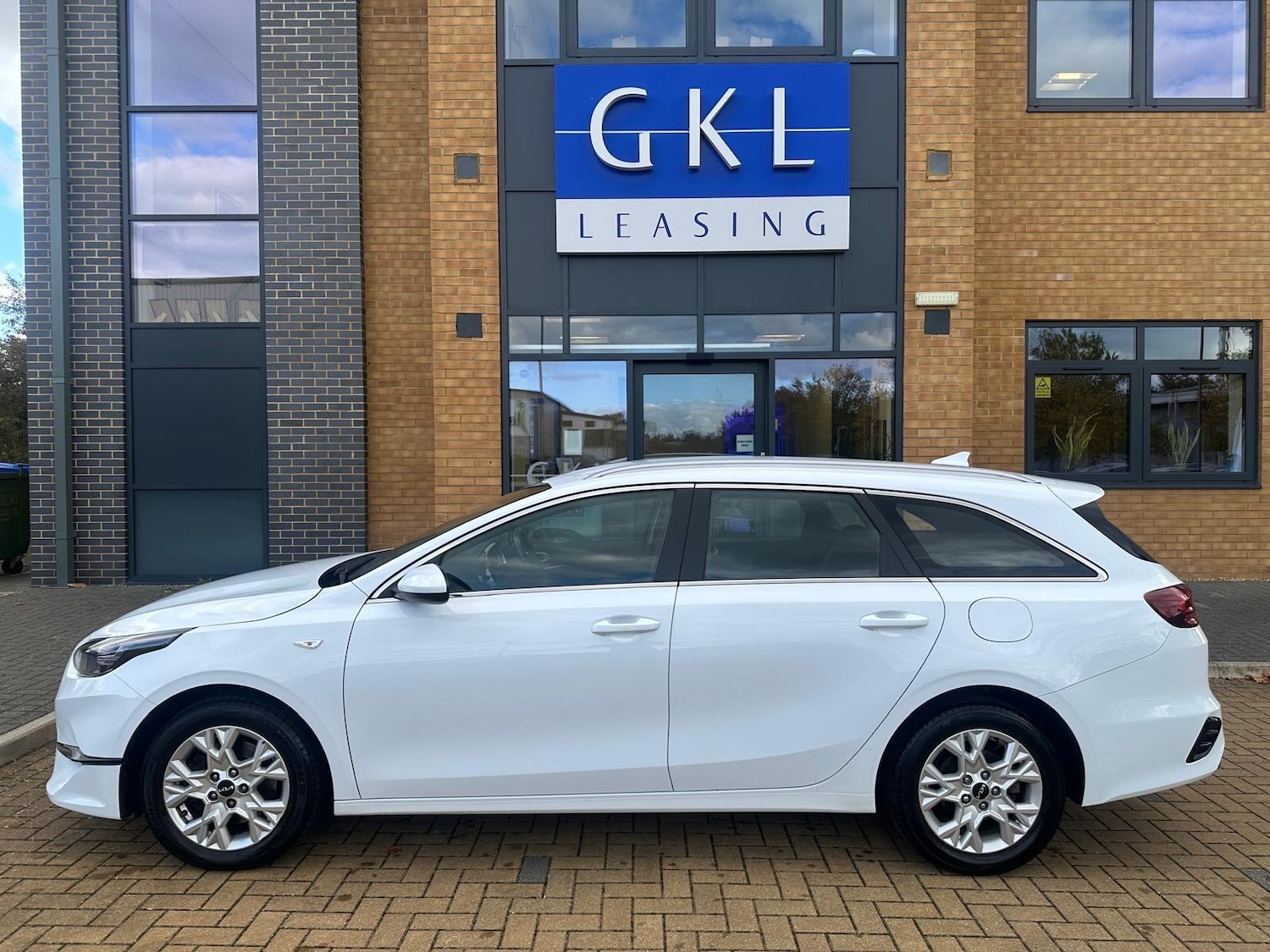 Used Kia Ceed 2021 for sale - 76349712: Photo 4