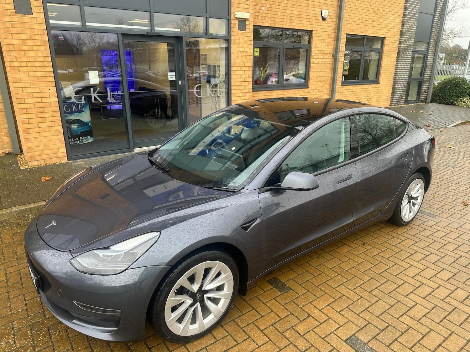 Used Tesla Model 3 2022 for sale - 76823564: Photo 3