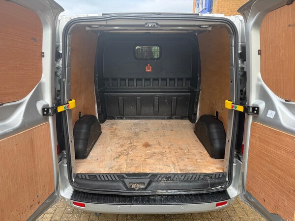 Used Ford Transit Custom 2023 for sale - 76336693: Photo 6
