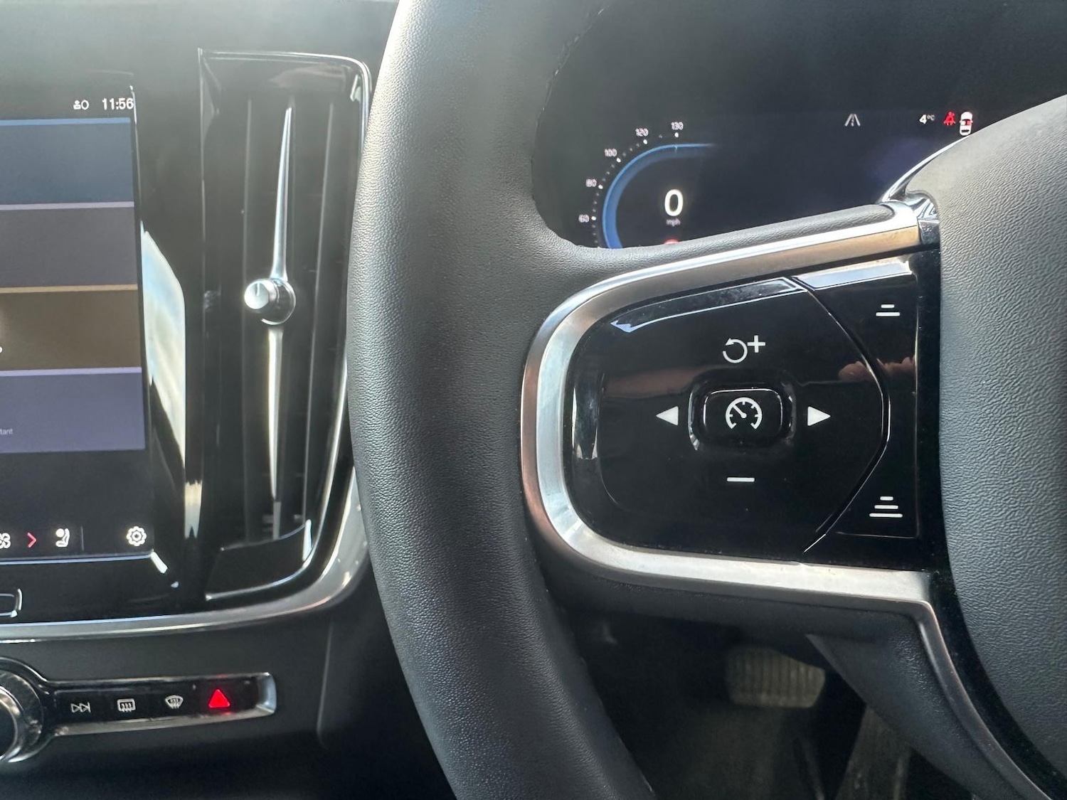 Used Volvo S90 2022 for sale - 76701141: Photo 22