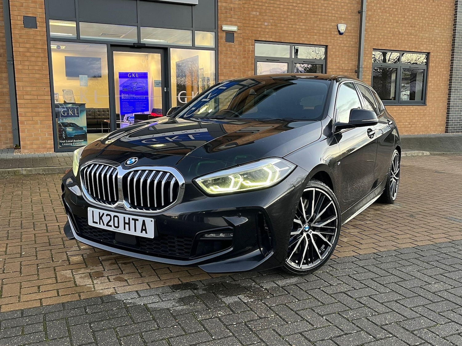 Used BMW 1 Series 2020 for sale - 76620622: Photo 2