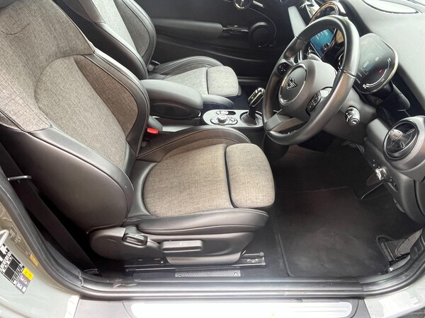 Used MINI Hatch 2021 for sale - 76336277: Photo 33