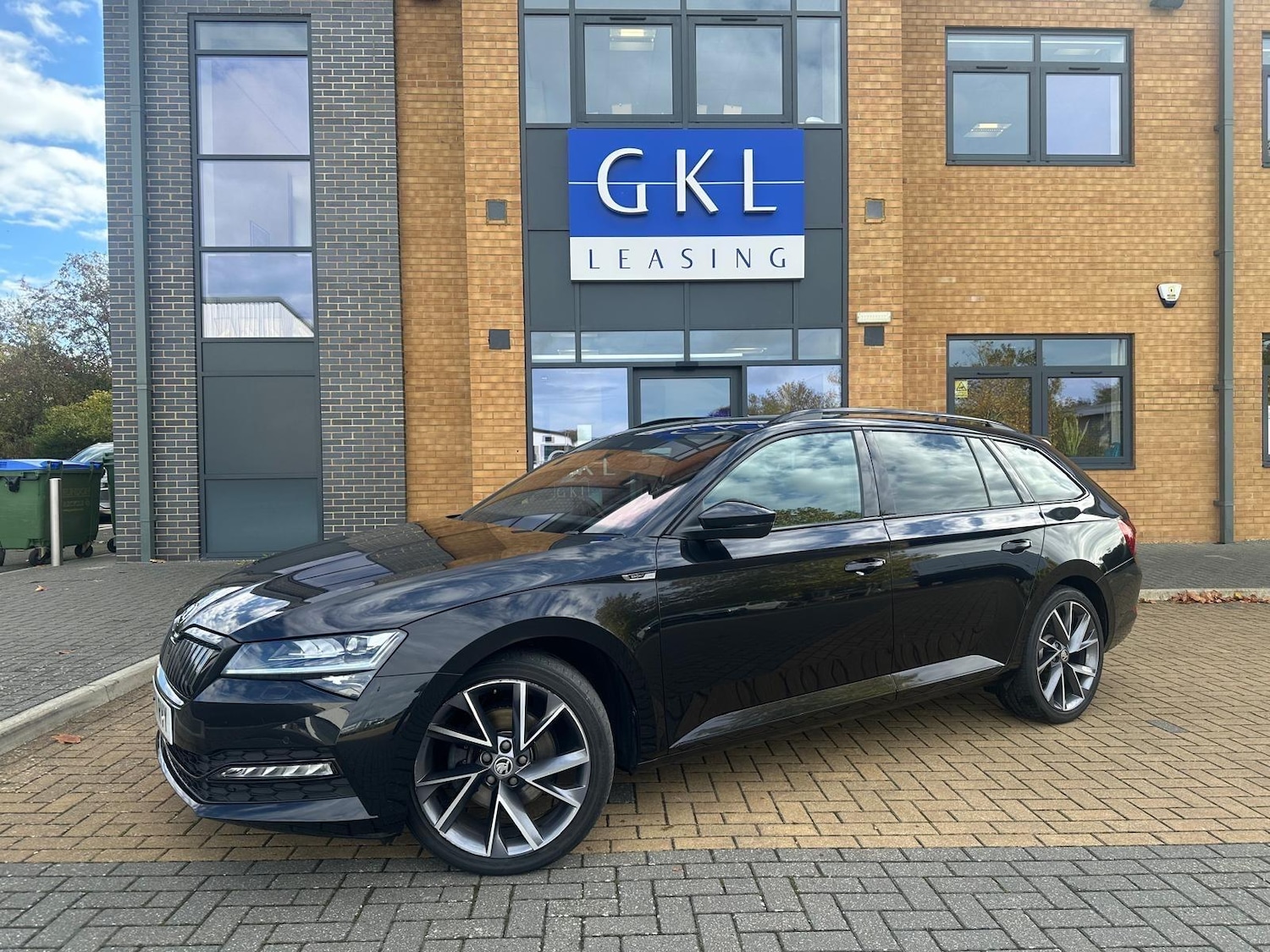 Used Skoda Superb 2021 for sale - 76348719: Photo 1