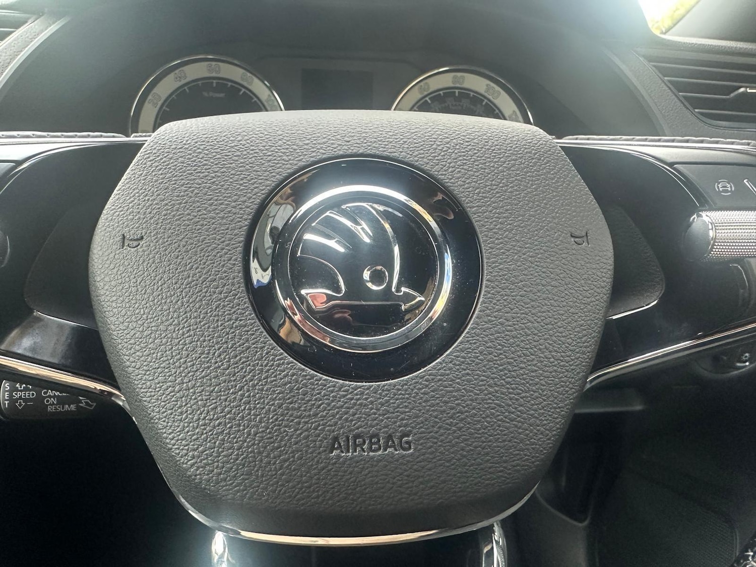 Used Skoda Superb 2021 for sale - 76348719: Photo 21