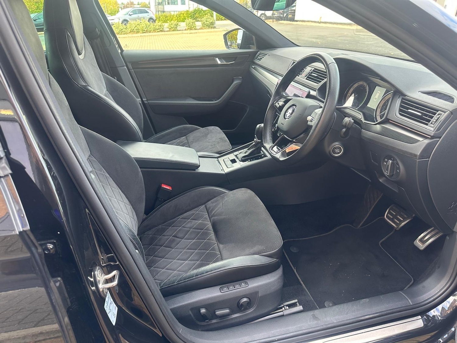 Used Skoda Superb 2021 for sale - 76348719: Photo 24