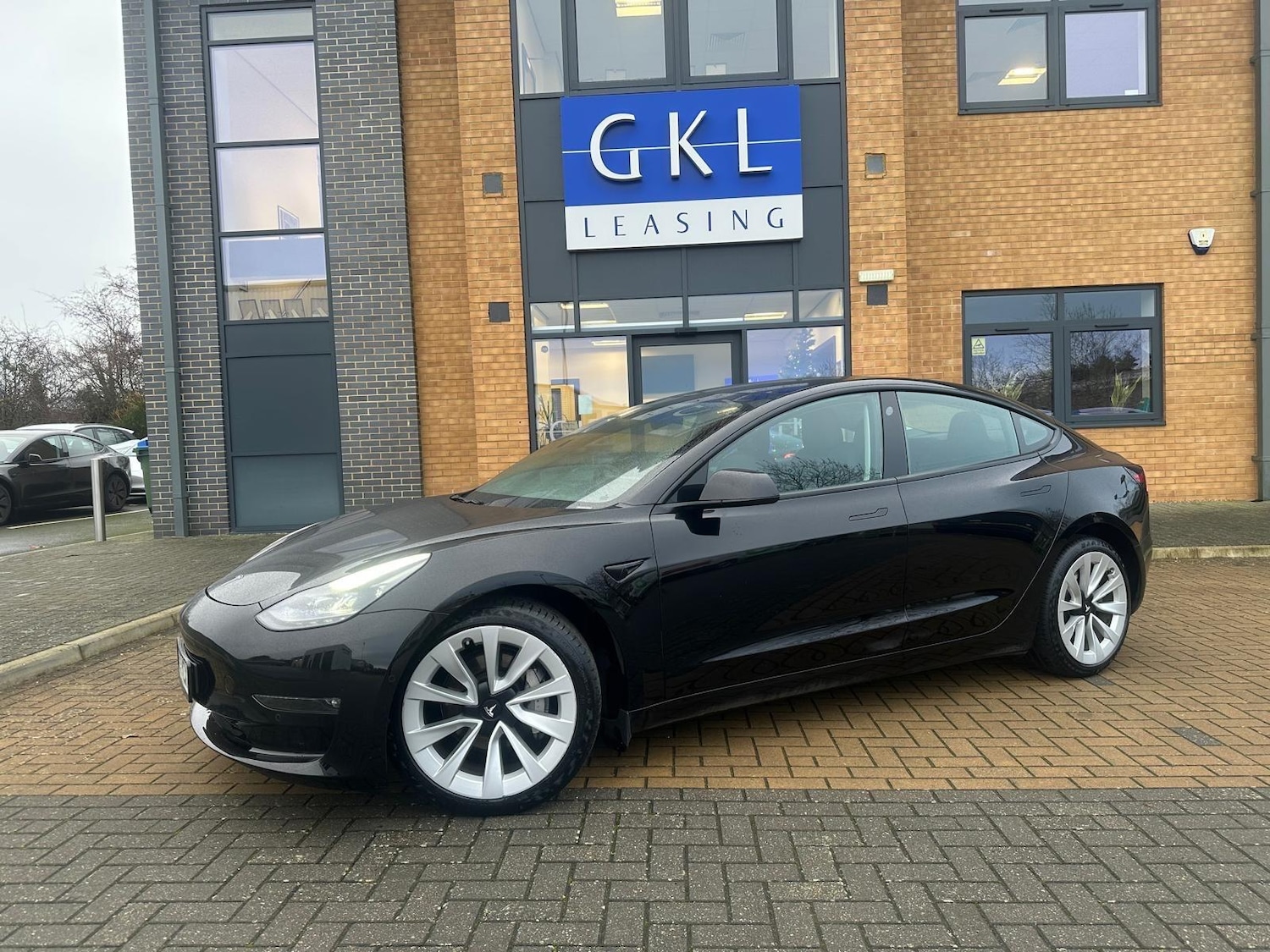 Used Tesla Model 3 for sale - 76964989: Photo 2