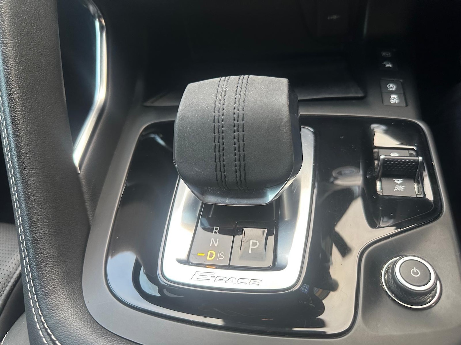 Used Jaguar E-Pace 2023 for sale - 76700684: Photo 30