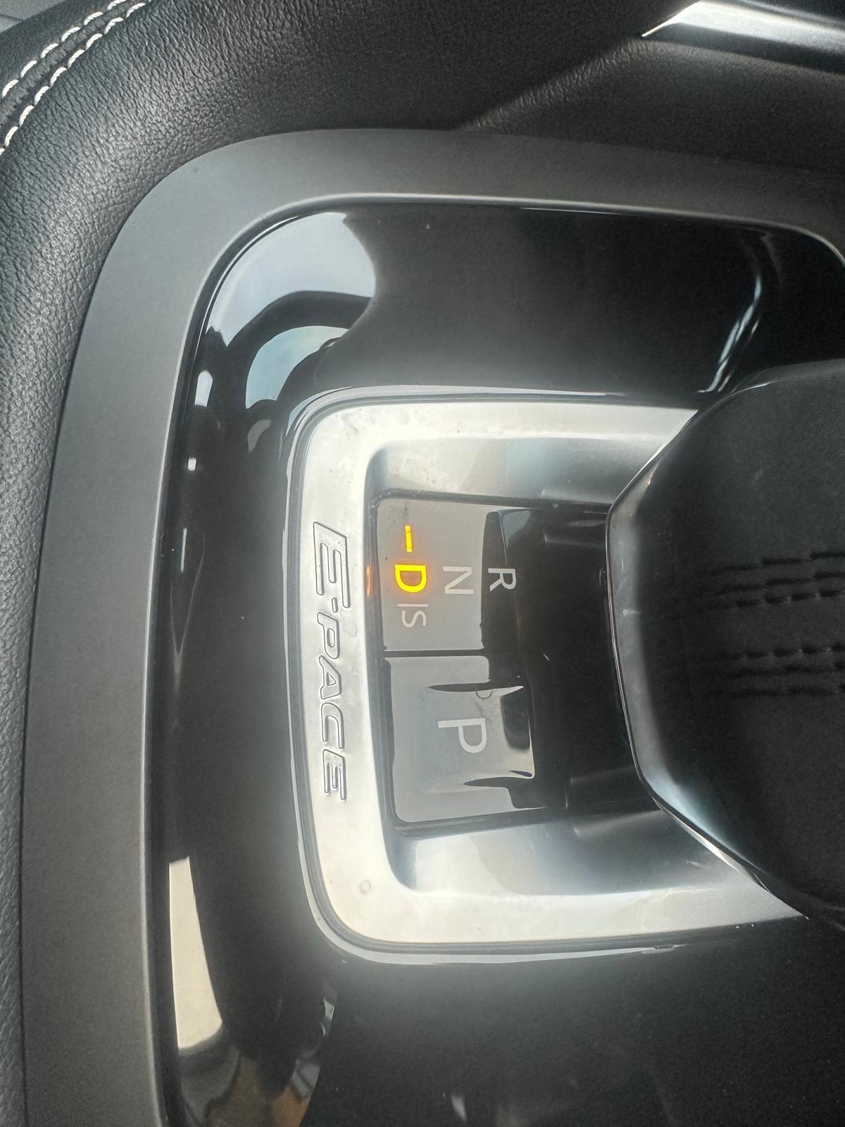 Used Jaguar E-Pace 2023 for sale - 76700684: Photo 31