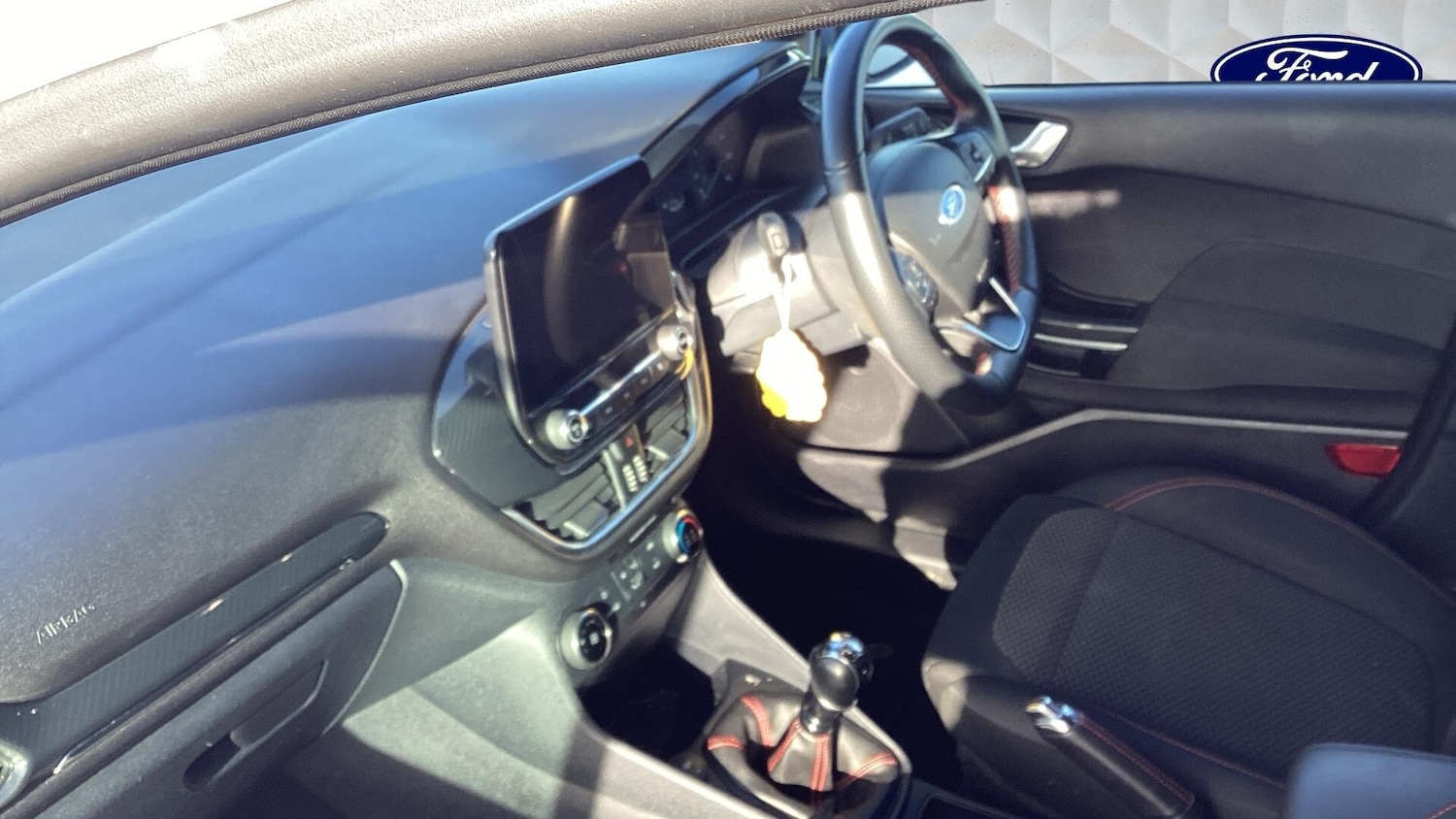 Used Ford Fiesta 2021 for sale - 77603101: Photo 2