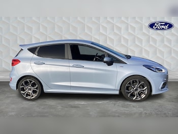 Used Ford Fiesta 2021 for sale - 77603101: Photo