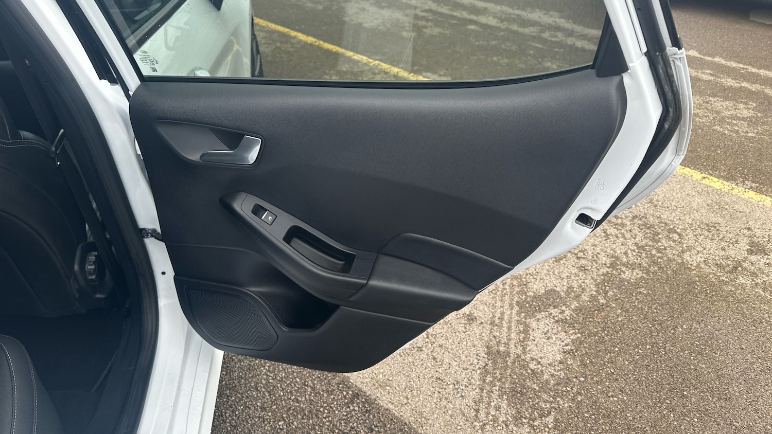 Used Ford Fiesta 2020 for sale - 78202221: Photo 29