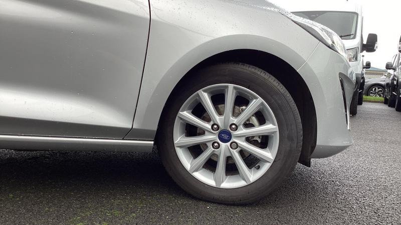 Used Ford Fiesta 2017 for sale - 76508114: Photo 5