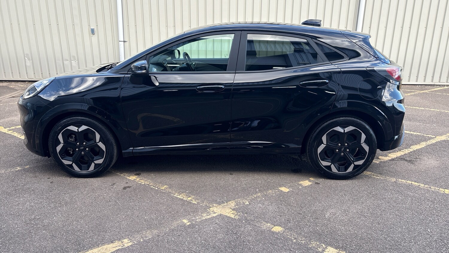 Used Ford Puma Gen-E 2025 for sale - 77603165: Photo 27