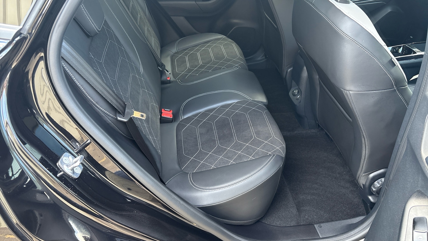 Used Ford Puma Gen-E 2025 for sale - 77603165: Photo 37