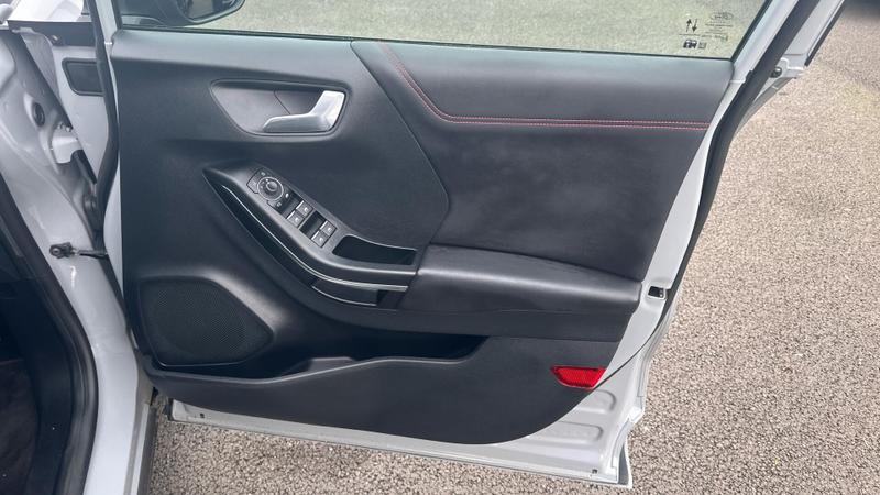 Used Ford Puma 2022 for sale - 76332479: Photo 9