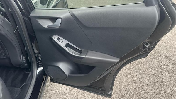 Used Ford Puma 2022 for sale - 75644031: Photo 29