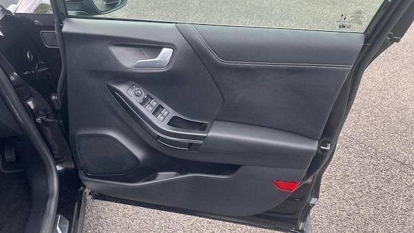 Used Ford Puma 2022 for sale - 75644031: Photo 9
