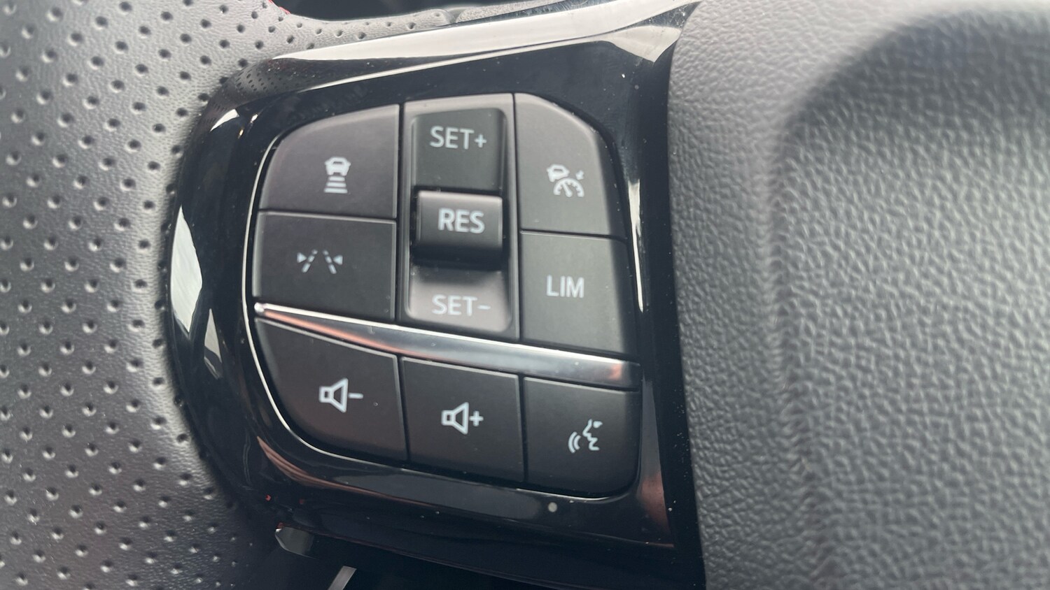 Used Ford Puma 2024 for sale - 77603221: Photo 33