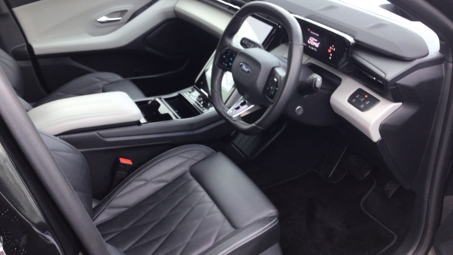 Used Ford Capri 2024 for sale - 77650352: Photo 21