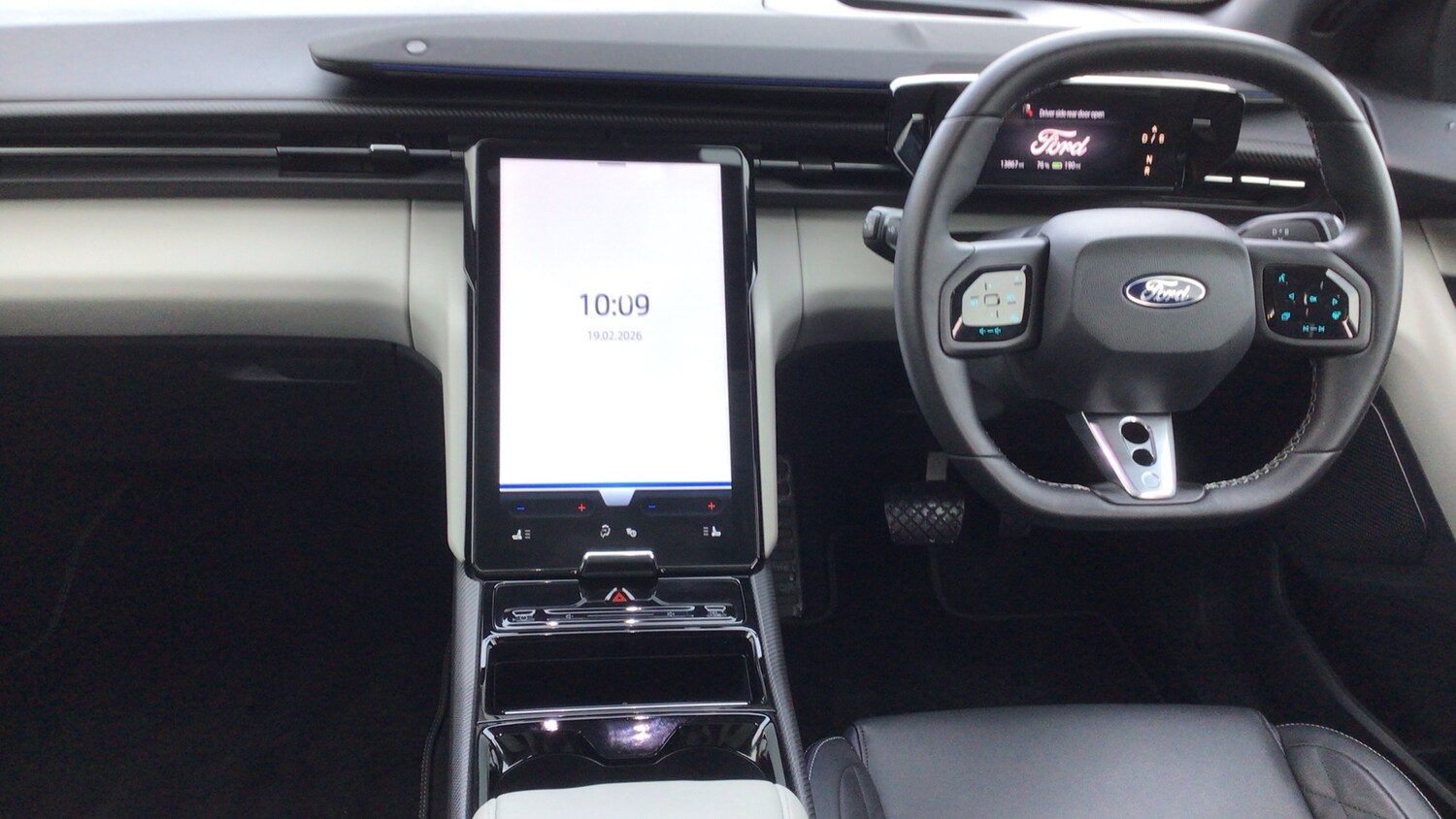 Used Ford Capri 2024 for sale - 77650352: Photo 8