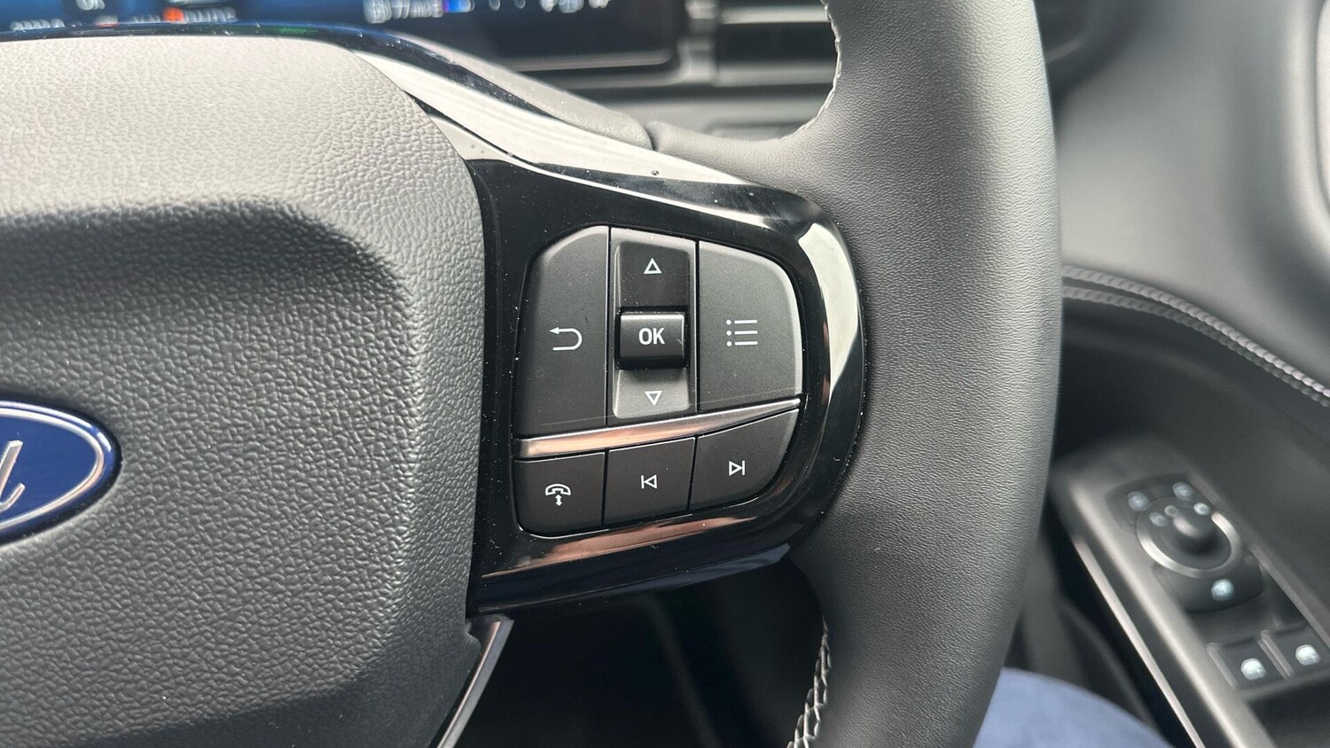 Used Ford Puma 2025 for sale - 78055360: Photo 30