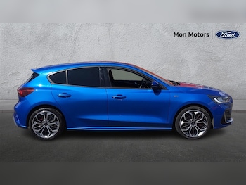 Used Ford Focus 2022 for sale - 79557379: Photo