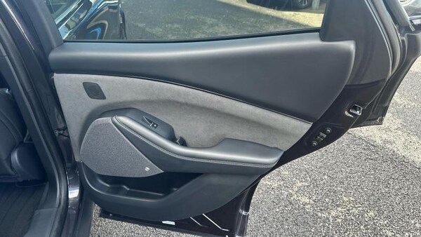 Used Ford Mustang Mach-E 2022 for sale - 76008663: Photo 28
