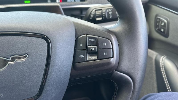 Used Ford Mustang Mach-E 2022 for sale - 76008663: Photo 33